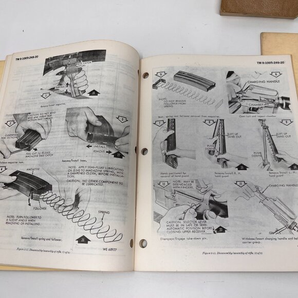 Vtg Army TM 9-1005- 249-20 & FM 23-8 Special Tool Service Handbook 9-170 M16-M14 - Picture 2 of 16